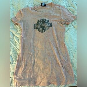 Cotton poly blend Harley Davidson shirt from Kona Hawaii. Size very small. Clean